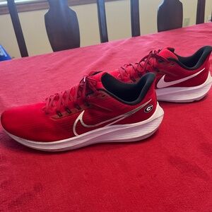 UGA Nike Air Zoom Pegasus size 14